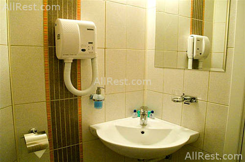 Kaphouse Hotel 4